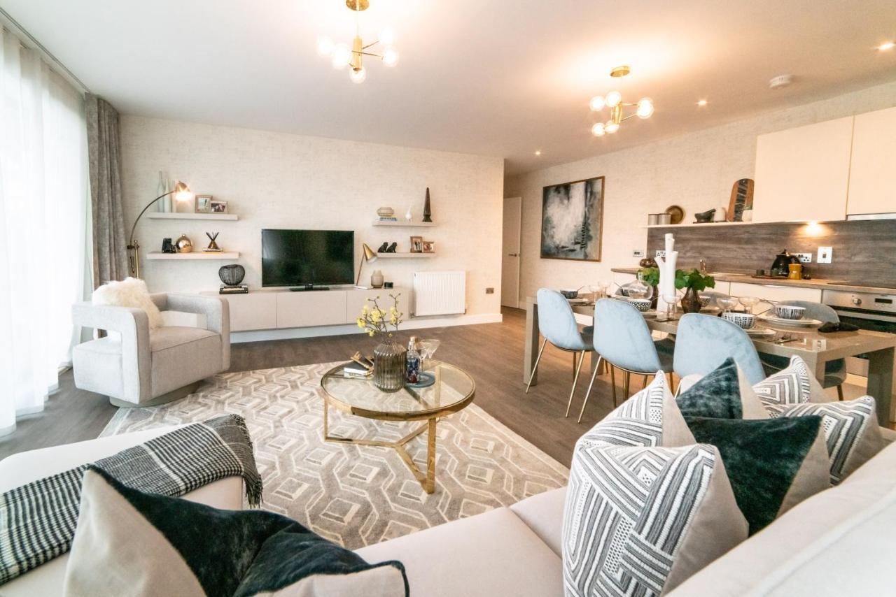 Seven Living Ashford - Modern And Spacious Apartments Luaran gambar