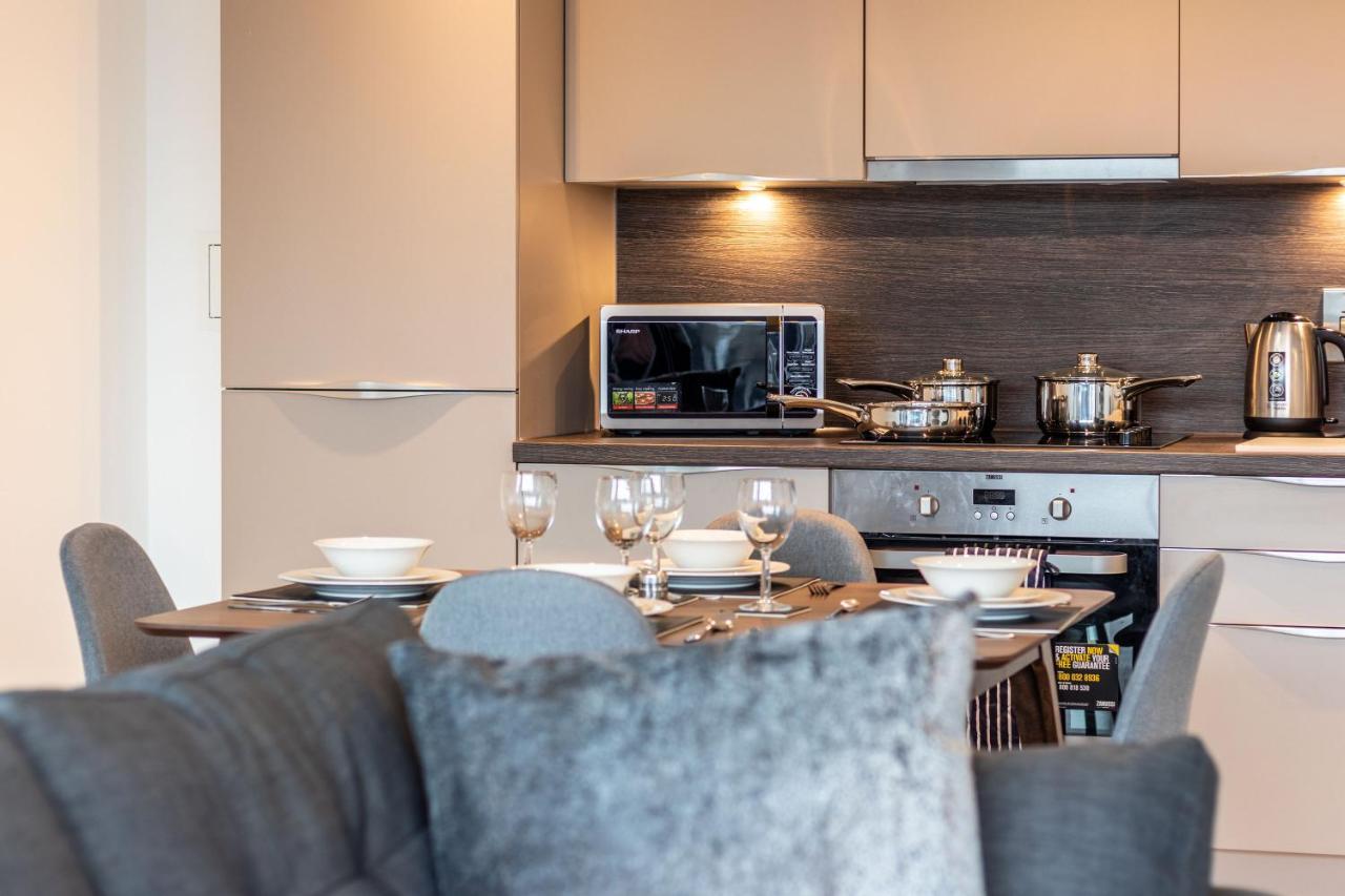 Seven Living Ashford - Modern And Spacious Apartments Luaran gambar