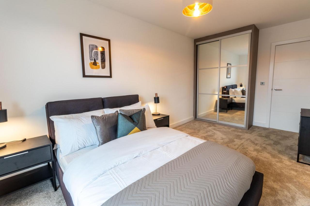 Seven Living Ashford - Modern And Spacious Apartments Luaran gambar