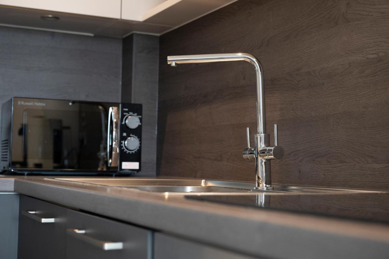 Seven Living Ashford - Modern And Spacious Apartments Luaran gambar