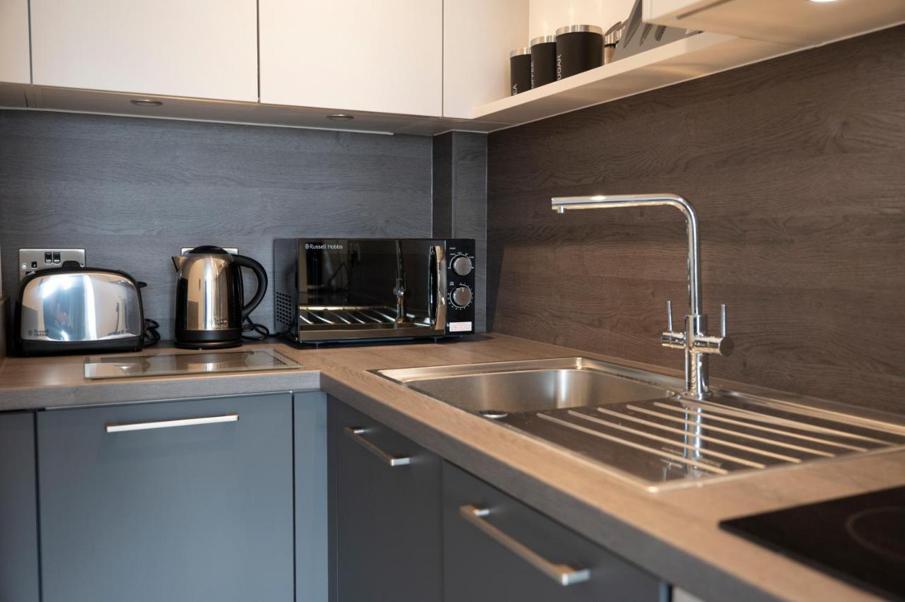 Seven Living Ashford - Modern And Spacious Apartments Luaran gambar